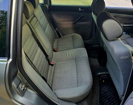 Серый Фольксваген Пассат, объемом двигателя 2.5 л и пробегом 390 тыс. км за 3400 $, фото 5 на Automoto.ua