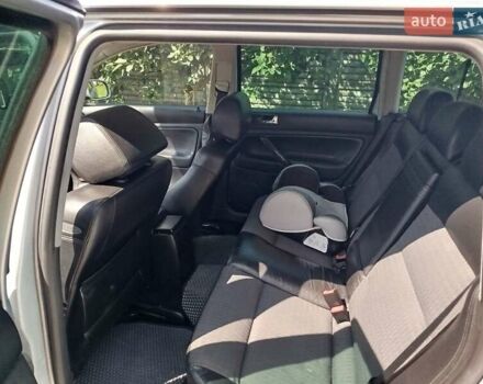 Серый Фольксваген Пассат, объемом двигателя 2.5 л и пробегом 391 тыс. км за 4750 $, фото 5 на Automoto.ua