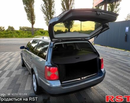 Сірий Фольксваген Пассат, об'ємом двигуна 2.5 л та пробігом 296 тис. км за 3900 $, фото 9 на Automoto.ua