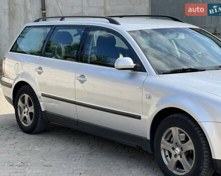 Серый Фольксваген Пассат, объемом двигателя 1.6 л и пробегом 198 тыс. км за 4400 $, фото 6 на Automoto.ua