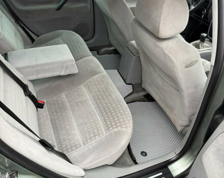 Серый Фольксваген Пассат, объемом двигателя 2 л и пробегом 280 тыс. км за 5400 $, фото 8 на Automoto.ua