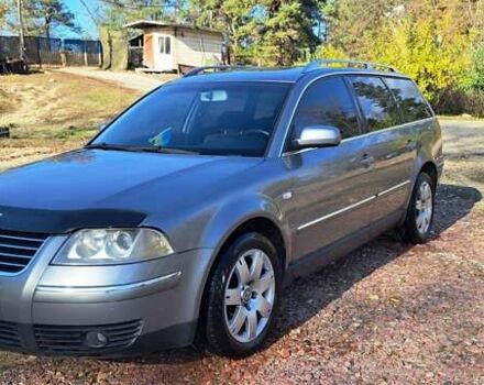 Серый Фольксваген Пассат, объемом двигателя 2.5 л и пробегом 298 тыс. км за 3999 $, фото 4 на Automoto.ua