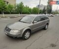 Серый Фольксваген Пассат, объемом двигателя 2.5 л и пробегом 350 тыс. км за 3500 $, фото 1 на Automoto.ua