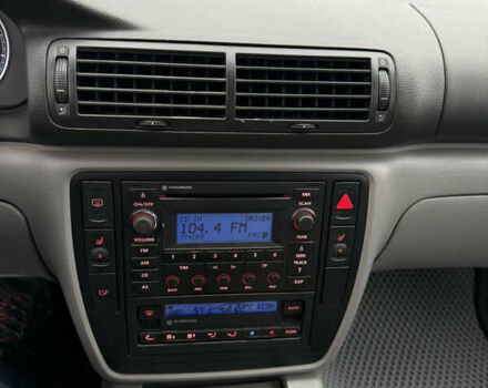 Серый Фольксваген Пассат, объемом двигателя 2 л и пробегом 280 тыс. км за 5400 $, фото 16 на Automoto.ua