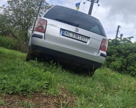 Серый Фольксваген Пассат, объемом двигателя 1.6 л и пробегом 246 тыс. км за 2500 $, фото 4 на Automoto.ua