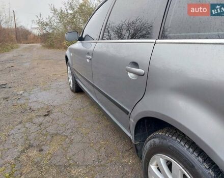 Серый Фольксваген Пассат, объемом двигателя 1.9 л и пробегом 450 тыс. км за 3950 $, фото 47 на Automoto.ua