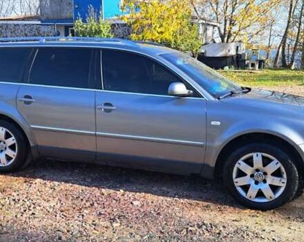 Серый Фольксваген Пассат, объемом двигателя 2.5 л и пробегом 298 тыс. км за 3999 $, фото 2 на Automoto.ua