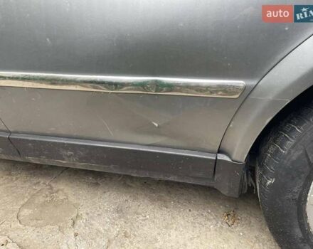 Серый Фольксваген Пассат, объемом двигателя 1.9 л и пробегом 300 тыс. км за 2500 $, фото 6 на Automoto.ua