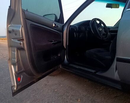 Серый Фольксваген Пассат, объемом двигателя 1.9 л и пробегом 290 тыс. км за 4400 $, фото 4 на Automoto.ua