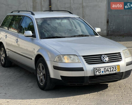 Серый Фольксваген Пассат, объемом двигателя 1.6 л и пробегом 198 тыс. км за 4400 $, фото 1 на Automoto.ua