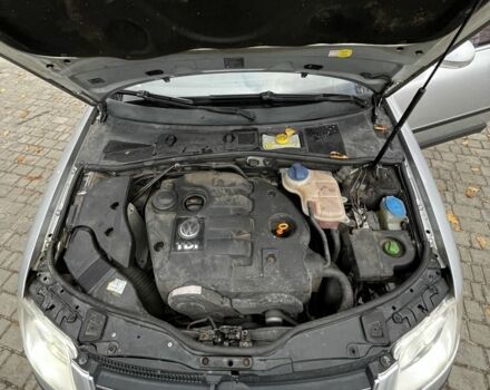 Сірий Фольксваген Пассат, об'ємом двигуна 1.9 л та пробігом 399 тис. км за 3450 $, фото 15 на Automoto.ua