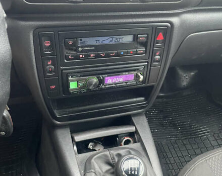 Серый Фольксваген Пассат, объемом двигателя 1.9 л и пробегом 428 тыс. км за 4150 $, фото 8 на Automoto.ua