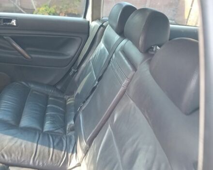 Серый Фольксваген Пассат, объемом двигателя 1.9 л и пробегом 400 тыс. км за 3600 $, фото 6 на Automoto.ua