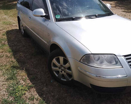 Серый Фольксваген Пассат, объемом двигателя 2.5 л и пробегом 240 тыс. км за 4500 $, фото 4 на Automoto.ua