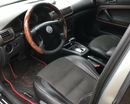 Сірий Фольксваген Пассат, об'ємом двигуна 1.9 л та пробігом 295 тис. км за 3700 $, фото 5 на Automoto.ua