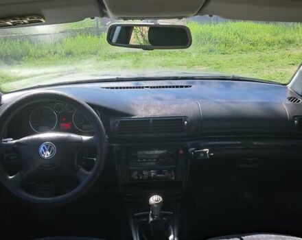 Серый Фольксваген Пассат, объемом двигателя 1.6 л и пробегом 205 тыс. км за 5300 $, фото 14 на Automoto.ua