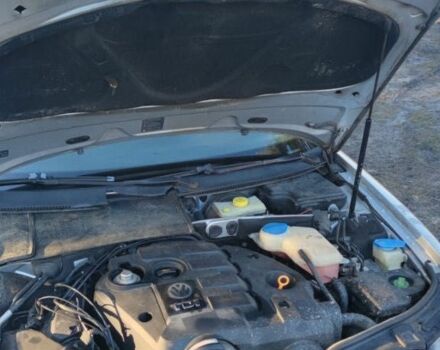 Серый Фольксваген Пассат, объемом двигателя 1.9 л и пробегом 300 тыс. км за 1600 $, фото 9 на Automoto.ua