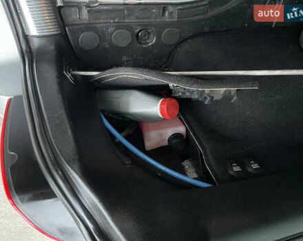 Сірий Фольксваген Пассат, об'ємом двигуна 1.9 л та пробігом 299 тис. км за 6000 $, фото 57 на Automoto.ua