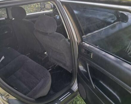 Серый Фольксваген Пассат, объемом двигателя 1.6 л и пробегом 205 тыс. км за 5300 $, фото 9 на Automoto.ua