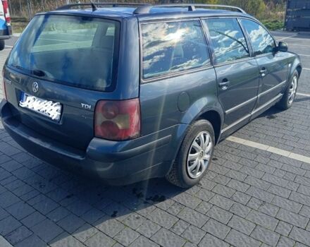 Фольксваген Пассат 2004 в Львове на Automoto.ua Серый Фольксваген Пассат, объемом двигателя 0 л и пробегом 250 тыс. км за 1700 $, фото 3 на Automoto.ua