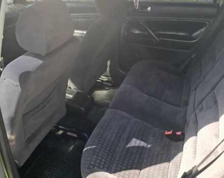 Серый Фольксваген Пассат, объемом двигателя 1.6 л и пробегом 205 тыс. км за 5300 $, фото 8 на Automoto.ua