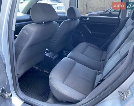 Серый Фольксваген Пассат, объемом двигателя 1.6 л и пробегом 335 тыс. км за 3999 $, фото 17 на Automoto.ua