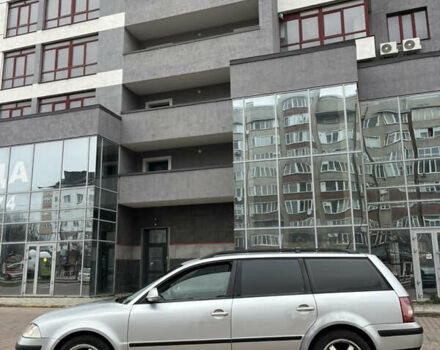 Сірий Фольксваген Пассат, об'ємом двигуна 1.9 л та пробігом 320 тис. км за 3400 $, фото 8 на Automoto.ua