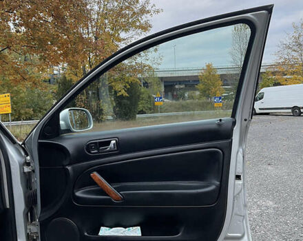 Сірий Фольксваген Пассат, об'ємом двигуна 1.9 л та пробігом 299 тис. км за 6000 $, фото 46 на Automoto.ua