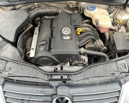 Серый Фольксваген Пассат, объемом двигателя 1.6 л и пробегом 225 тыс. км за 4500 $, фото 15 на Automoto.ua