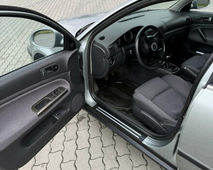 Сірий Фольксваген Пассат, об'ємом двигуна 2 л та пробігом 366 тис. км за 4300 $, фото 12 на Automoto.ua