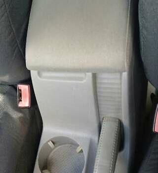 Серый Фольксваген Пассат, объемом двигателя 1.9 л и пробегом 341 тыс. км за 5500 $, фото 10 на Automoto.ua