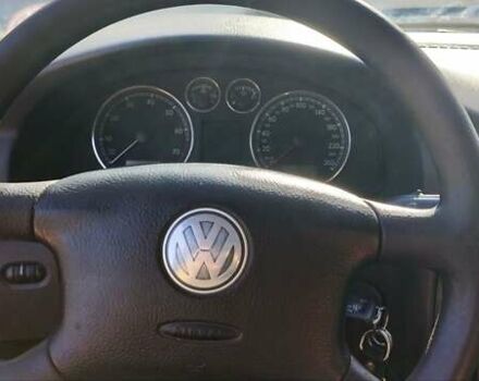 Серый Фольксваген Пассат, объемом двигателя 1.6 л и пробегом 260 тыс. км за 4000 $, фото 5 на Automoto.ua