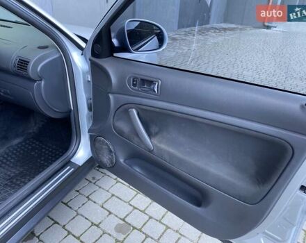 Серый Фольксваген Пассат, объемом двигателя 1.6 л и пробегом 335 тыс. км за 3999 $, фото 38 на Automoto.ua