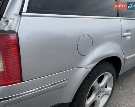 Сірий Фольксваген Пассат, об'ємом двигуна 1.9 л та пробігом 299 тис. км за 6000 $, фото 12 на Automoto.ua