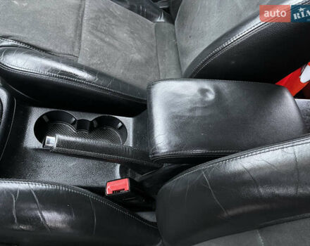 Сірий Фольксваген Пассат, об'ємом двигуна 1.9 л та пробігом 299 тис. км за 6000 $, фото 40 на Automoto.ua