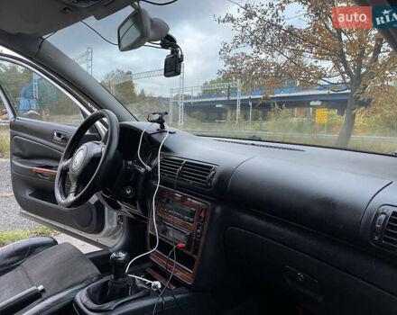 Сірий Фольксваген Пассат, об'ємом двигуна 1.9 л та пробігом 299 тис. км за 6000 $, фото 45 на Automoto.ua