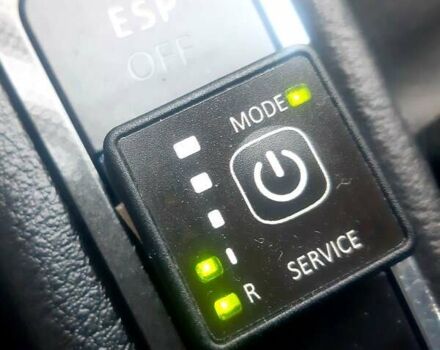 Серый Фольксваген Пассат, объемом двигателя 1.6 л и пробегом 210 тыс. км за 4995 $, фото 69 на Automoto.ua