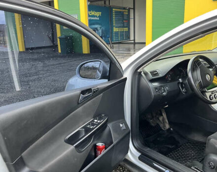 Серый Фольксваген Пассат, объемом двигателя 1.97 л и пробегом 337 тыс. км за 5300 $, фото 9 на Automoto.ua