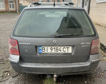 Серый Фольксваген Пассат, объемом двигателя 2.5 л и пробегом 330 тыс. км за 5000 $, фото 2 на Automoto.ua