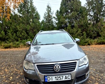 Серый Фольксваген Пассат, объемом двигателя 2 л и пробегом 367 тыс. км за 5000 $, фото 2 на Automoto.ua