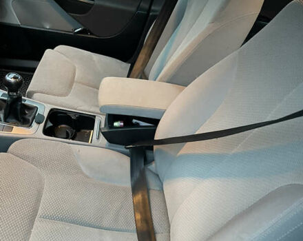 Сірий Фольксваген Пассат, об'ємом двигуна 1.6 л та пробігом 224 тис. км за 6500 $, фото 12 на Automoto.ua