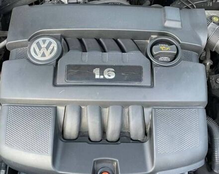 Серый Фольксваген Пассат, объемом двигателя 1.6 л и пробегом 232 тыс. км за 6499 $, фото 19 на Automoto.ua