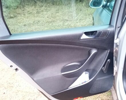 Серый Фольксваген Пассат, объемом двигателя 2 л и пробегом 250 тыс. км за 4400 $, фото 7 на Automoto.ua