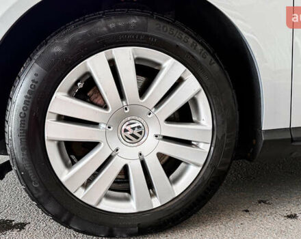 Серый Фольксваген Пассат, объемом двигателя 1.98 л и пробегом 229 тыс. км за 7300 $, фото 12 на Automoto.ua