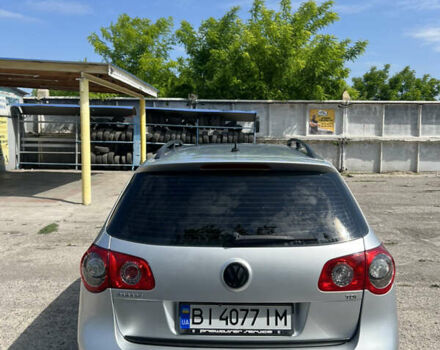 Серый Фольксваген Пассат, объемом двигателя 1.9 л и пробегом 295 тыс. км за 5800 $, фото 4 на Automoto.ua