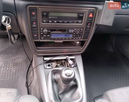 Серый Фольксваген Пассат, объемом двигателя 1.6 л и пробегом 166 тыс. км за 6300 $, фото 9 на Automoto.ua