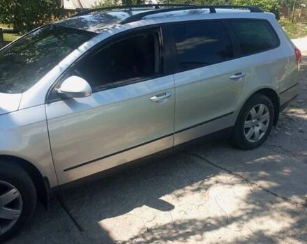 Серый Фольксваген Пассат, объемом двигателя 1.98 л и пробегом 280 тыс. км за 5500 $, фото 1 на Automoto.ua