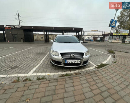 Серый Фольксваген Пассат, объемом двигателя 1.9 л и пробегом 325 тыс. км за 6000 $, фото 7 на Automoto.ua