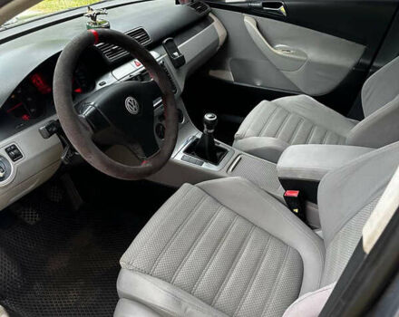 Серый Фольксваген Пассат, объемом двигателя 1.97 л и пробегом 310 тыс. км за 6500 $, фото 5 на Automoto.ua