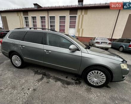 Сірий Фольксваген Пассат, об'ємом двигуна 2 л та пробігом 341 тис. км за 6100 $, фото 4 на Automoto.ua